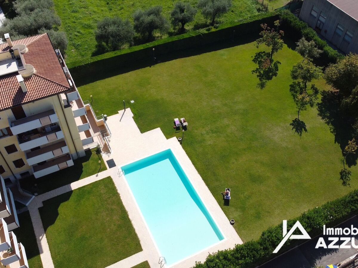 Appartement Bardolino : 20 m² de terrasse vue lac - Photo 1