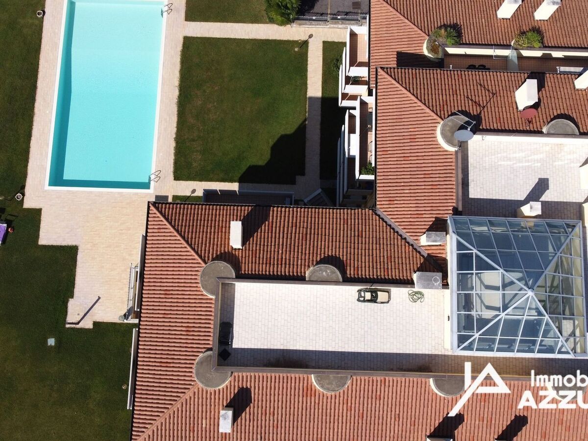 Appartement Bardolino : 20 m² de terrasse vue lac - Photo 3