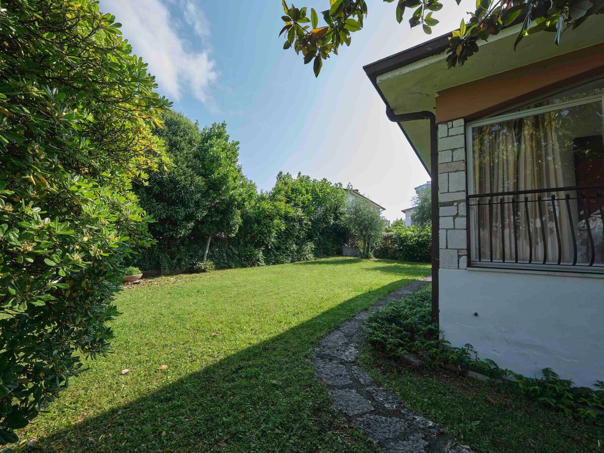 Villa Bardolino : 3 chambres, jardin privé et vue lac - Photo 35