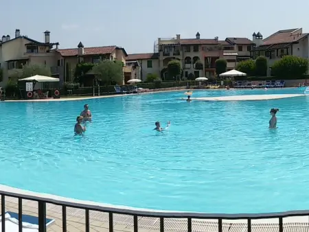 Appartement 4 pers. Garda Resort Village, vue piscine : photo 11