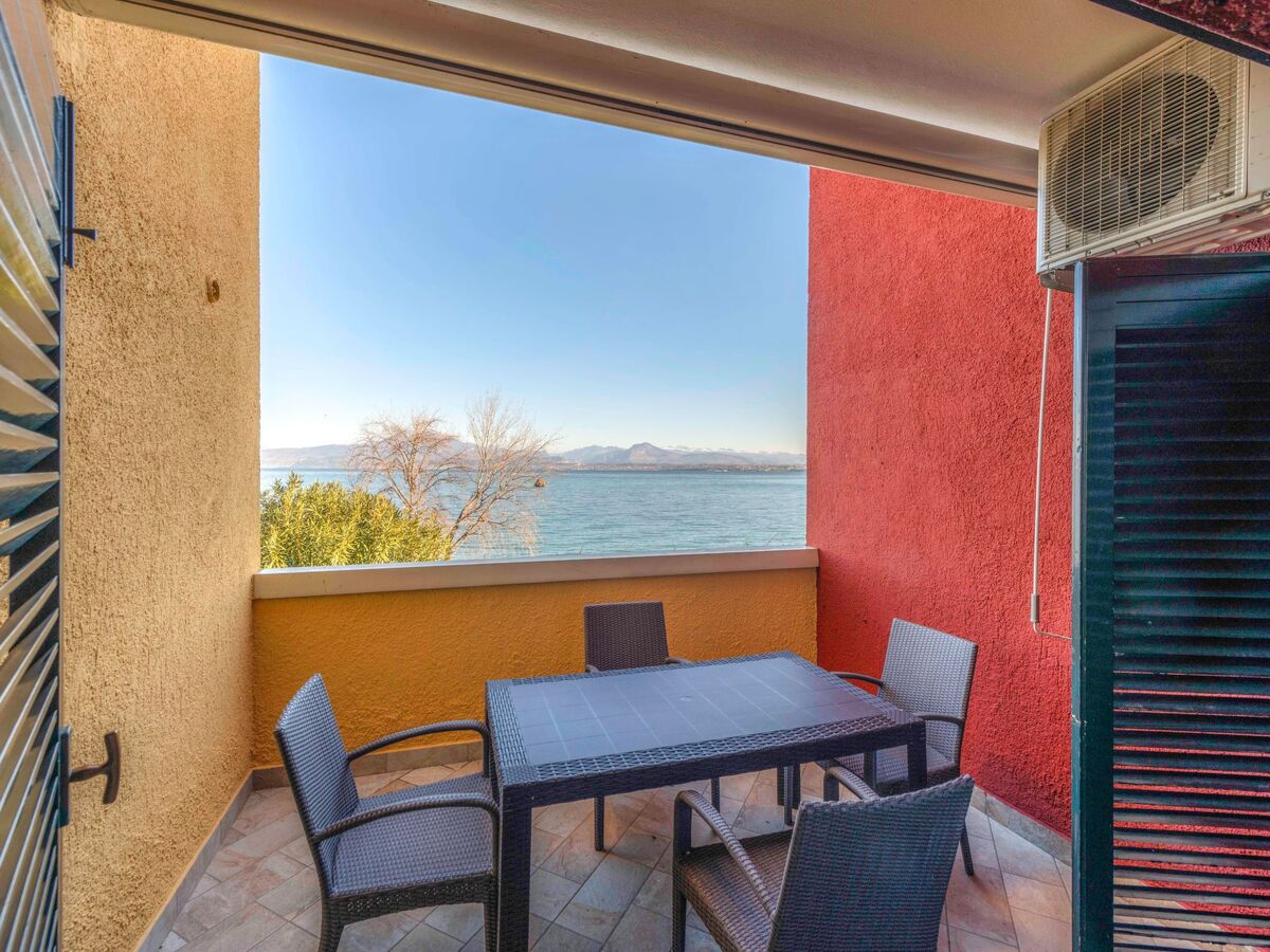 Appartement 5 pers. au bord du lac à Peschiera del Garda - Photo 1