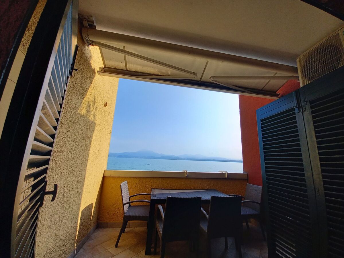 Appartement 5 pers. au bord du lac à Peschiera del Garda - Photo 3