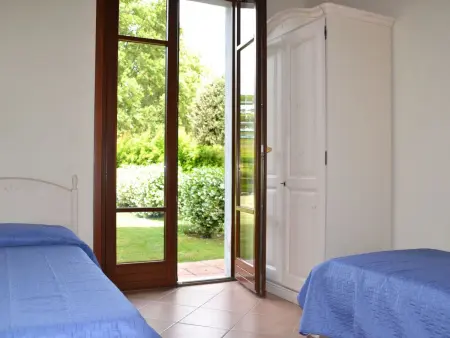 Appartement 2 chambres avec terrasse et jardin privé : photo 28