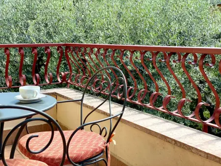 Appartement 2 chambres avec balcon, 200m du lac : photo 21