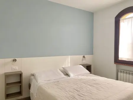 Appartement 2 chambres avec balcon, Sirmione : photo 2