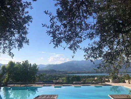 Location appartement à Manerba, Wohnung mit Seeblick in Villa Elena