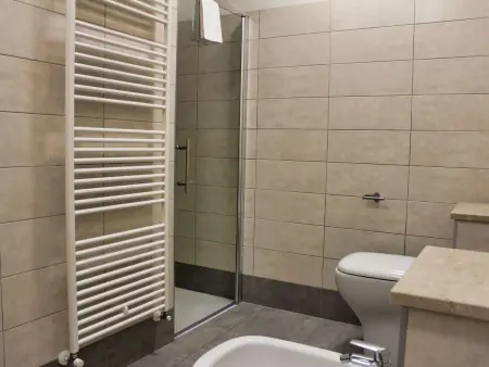 Appartement 2 chambres à Manerba avec piscine privée : photo 10