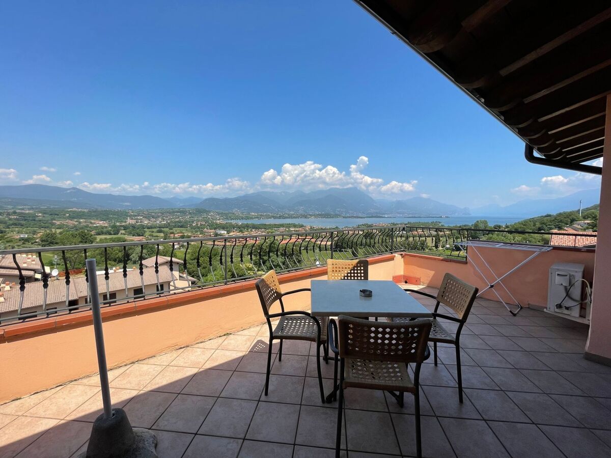 Appartement Manerba, 1 km du lac avec terrasse vue - Photo 3