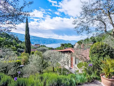 Bungalow Oliveto avec vue lac de Garde à Manerba : photo 3
