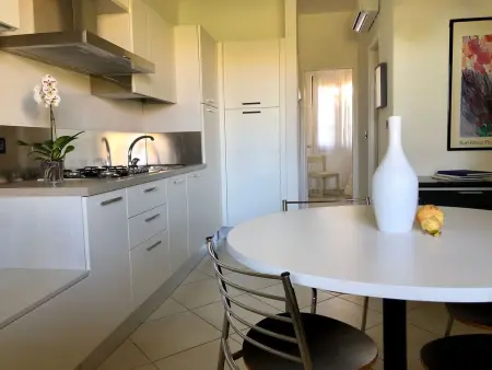 Appartement 2 chambres à Manerba avec accès plage : photo 8