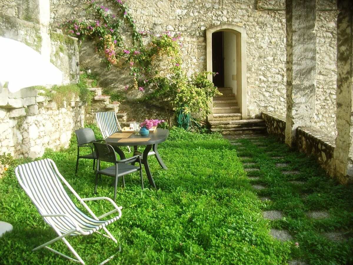 Calamondino Studio, vue lago Garda à Manerba - Photo 10