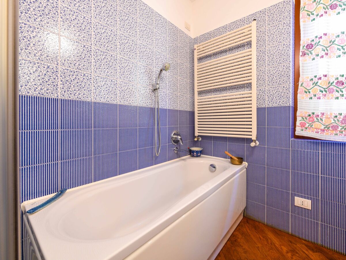 Appartement Silvia2 avec balcon privé à Salò - Photo 19