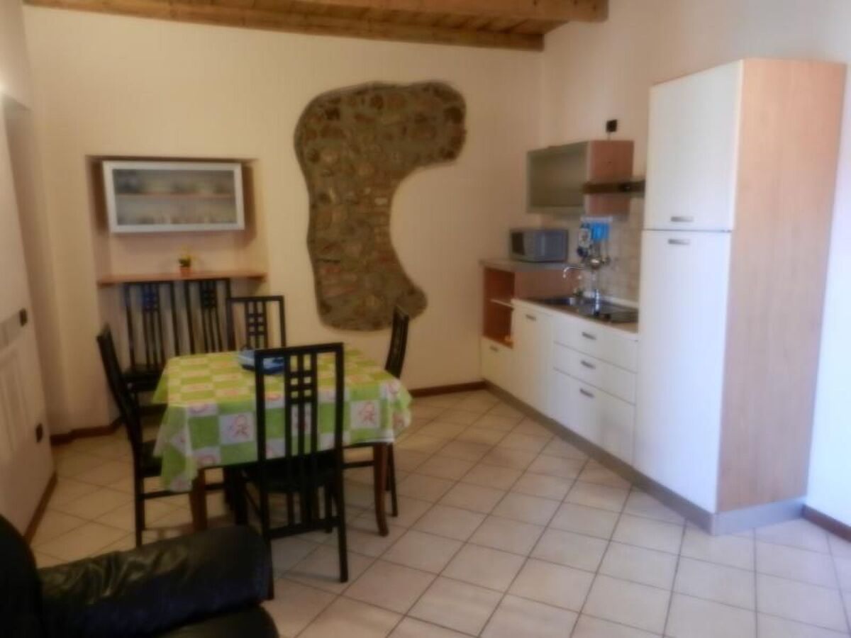Appartement 2 pers. à Bedizzole, piscine et terrasse - Photo 2