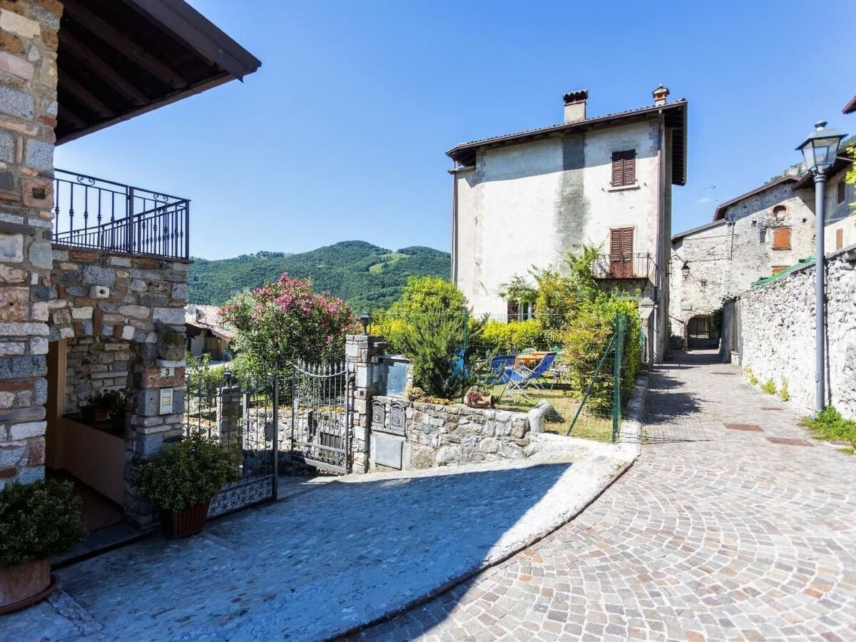 Casa Rita 4 : Appartement avec vue lac à Limone sul Garda - Photo 5