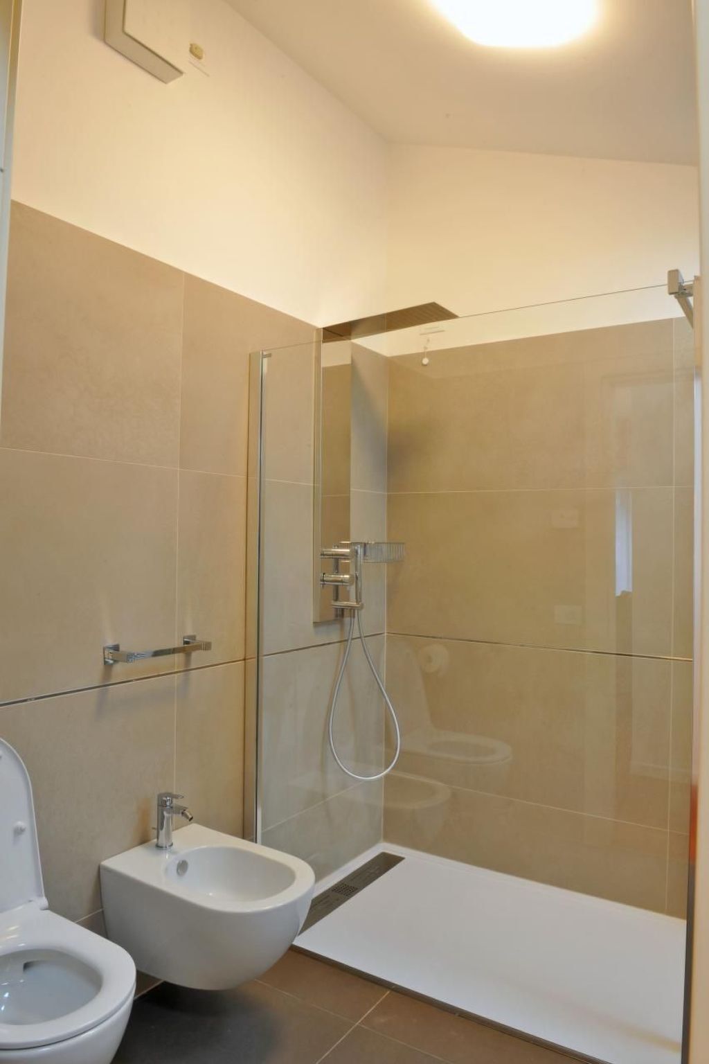 Appartement 2 chambres avec vue lac à Limone sul Garda - Photo 11