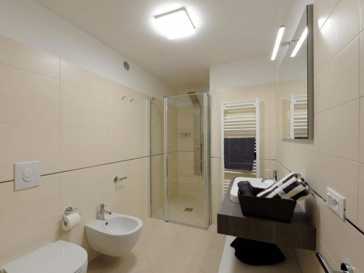 Bella Vacanza 2 – Appartement 60m² à 100m du lac - Photo 35