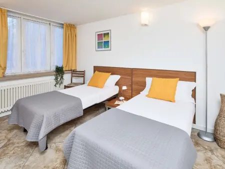 Freistehende Villa mit großem Innenhof BV7, Maison 7 personnes à Riva del Garda - Photo 5