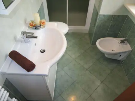 Freistehende Villa mit großem Innenhof BV7, Maison 7 personnes à Riva del Garda - Photo 27