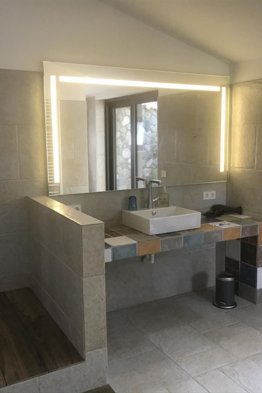 Villa d'Albisano avec piscine chauffée et 3 000 m² de terrain - Photo 20