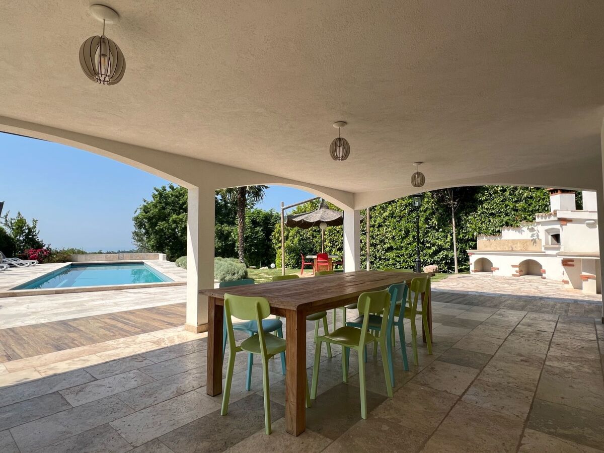 Villa d'Albisano avec piscine chauffée et 3 000 m² de terrain - Photo 26