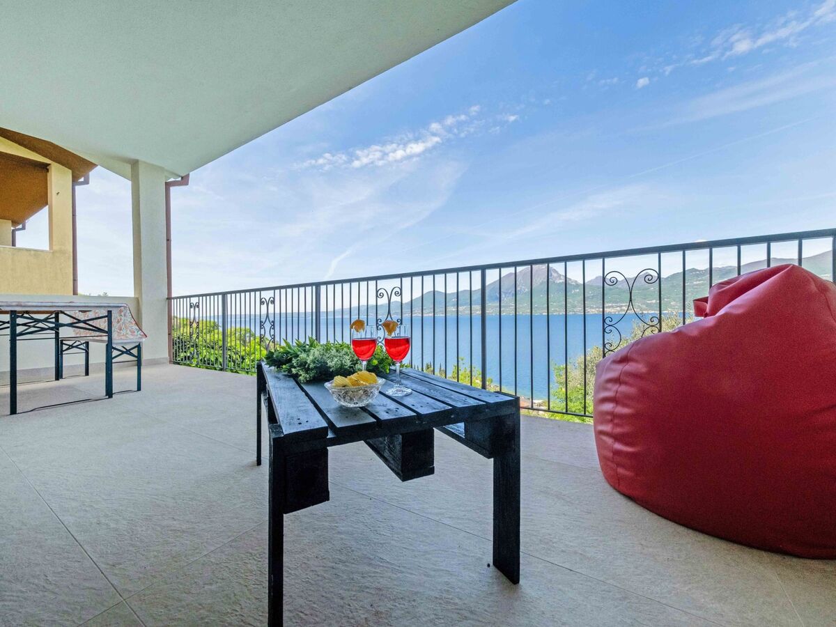 Villa avec piscine privée et vue lac à Albisano - Photo 2