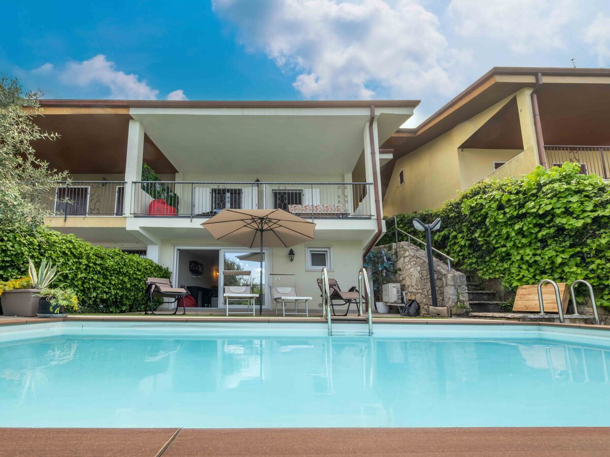Villa avec piscine privée et vue lac à Albisano - Photo 5