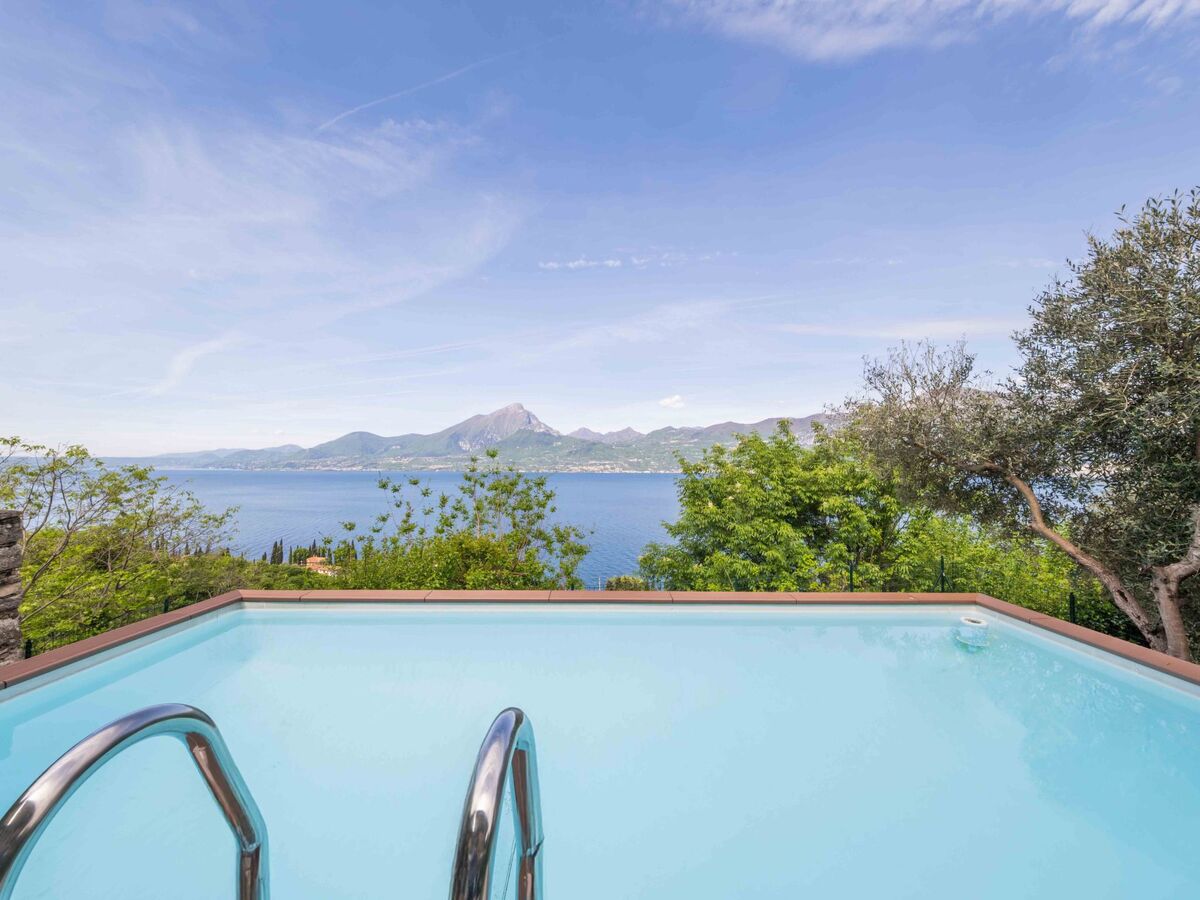 Villa avec piscine privée et vue lac à Albisano - Photo 7