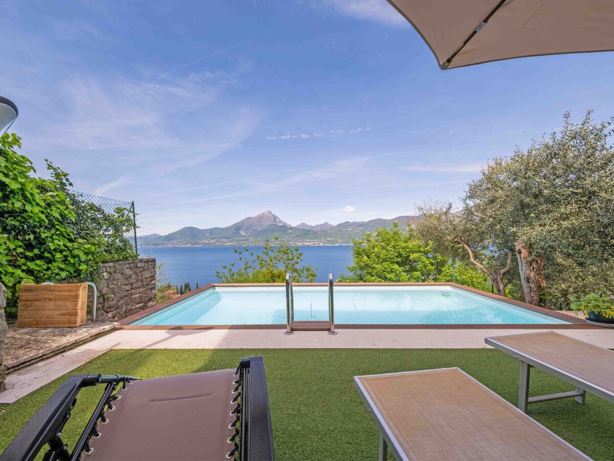 Villa avec piscine privée et vue lac à Albisano - Photo 12