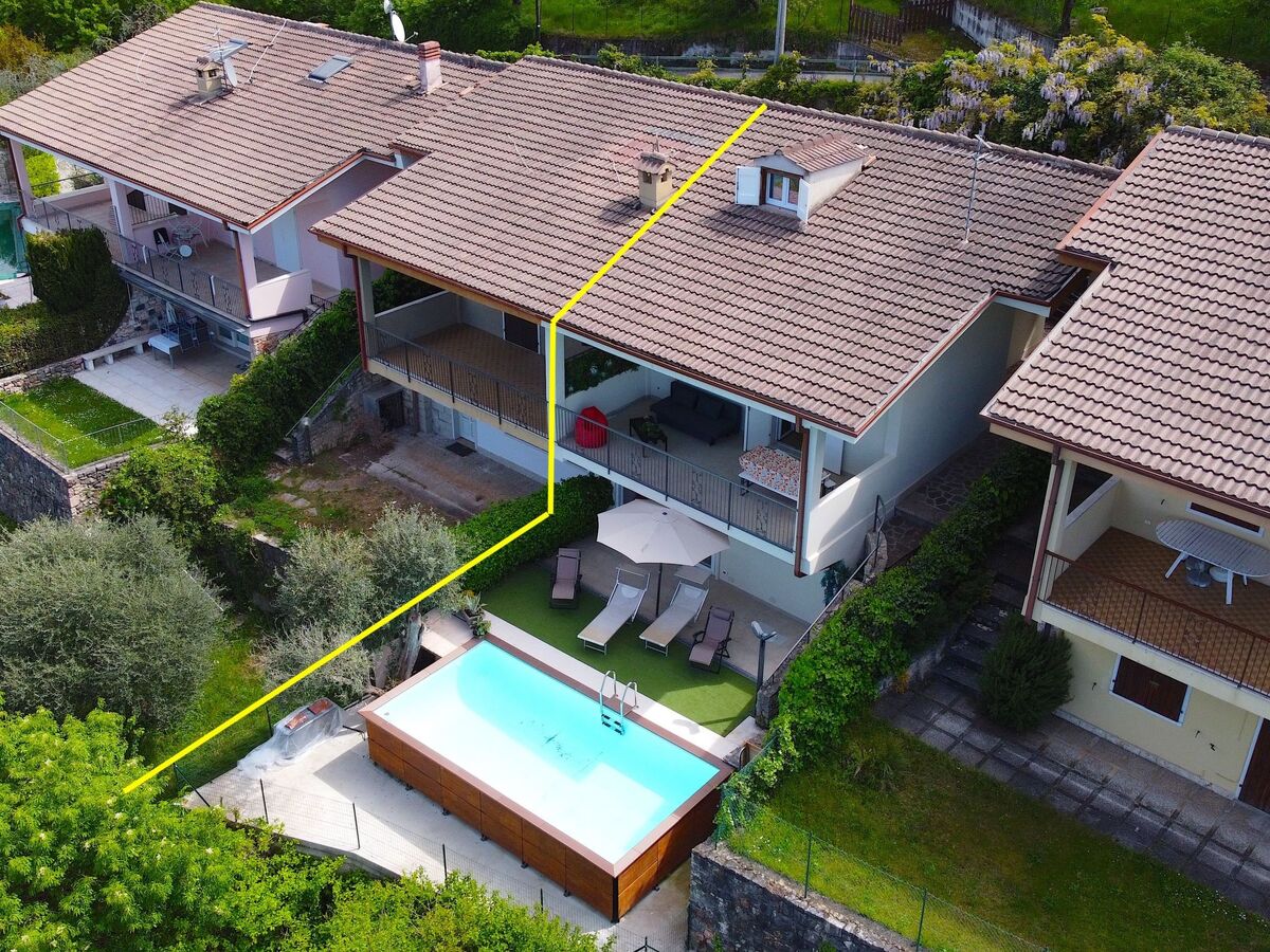 Villa avec piscine privée et vue lac à Albisano - Photo 49