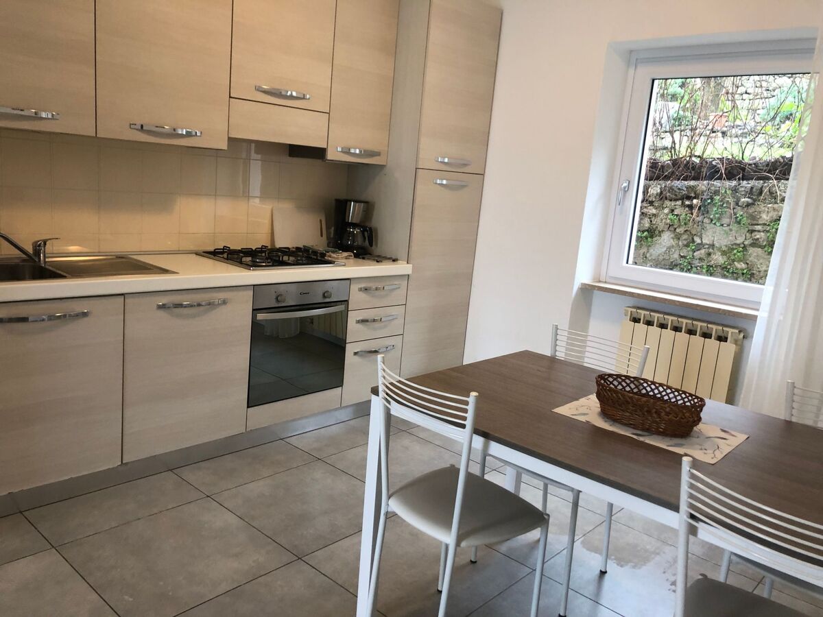 Appartement 70 m² vue lac de Garde, jardin 100 m² à Brenzone - Photo 23