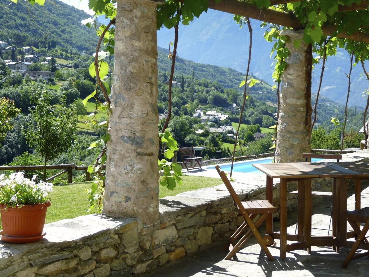 Appartement La Mucca – terrasse et piscine en Val d'Aoste - Photo 1