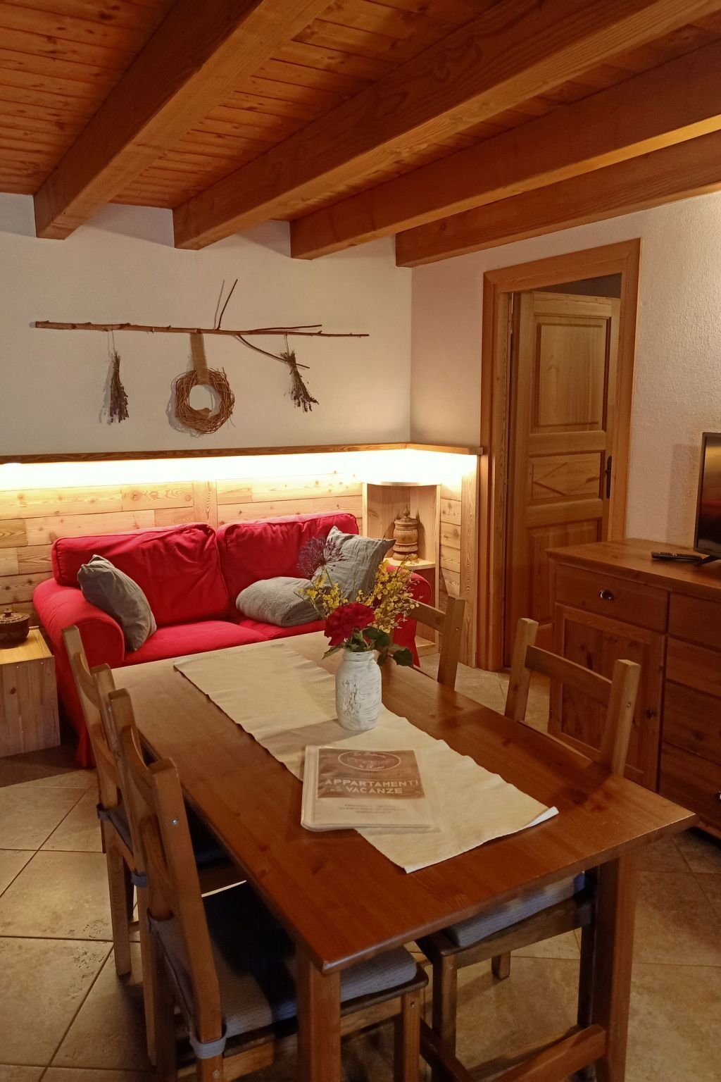 Appartement La Mucca – terrasse et piscine en Val d'Aoste - Photo 2
