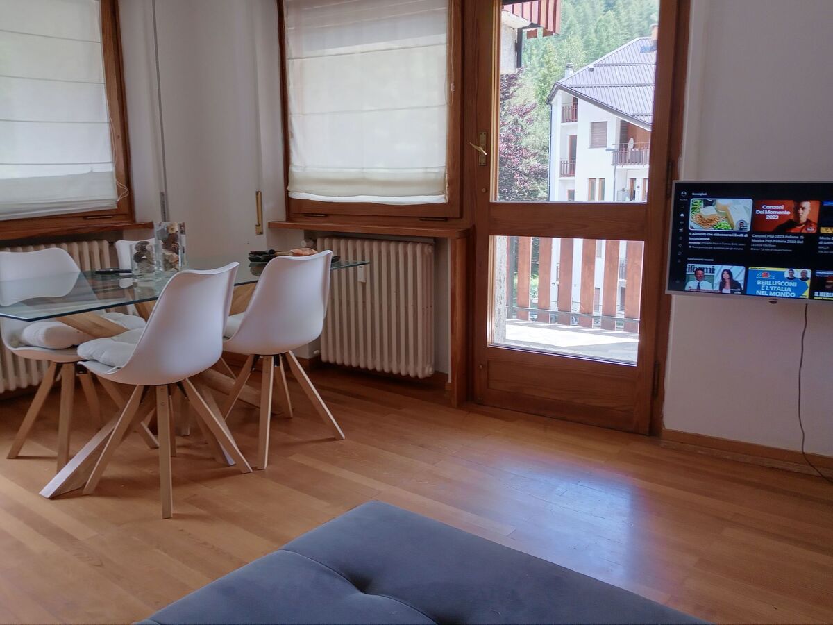 Appartement 2 chambres avec terrasse et vue montagne - Photo 1