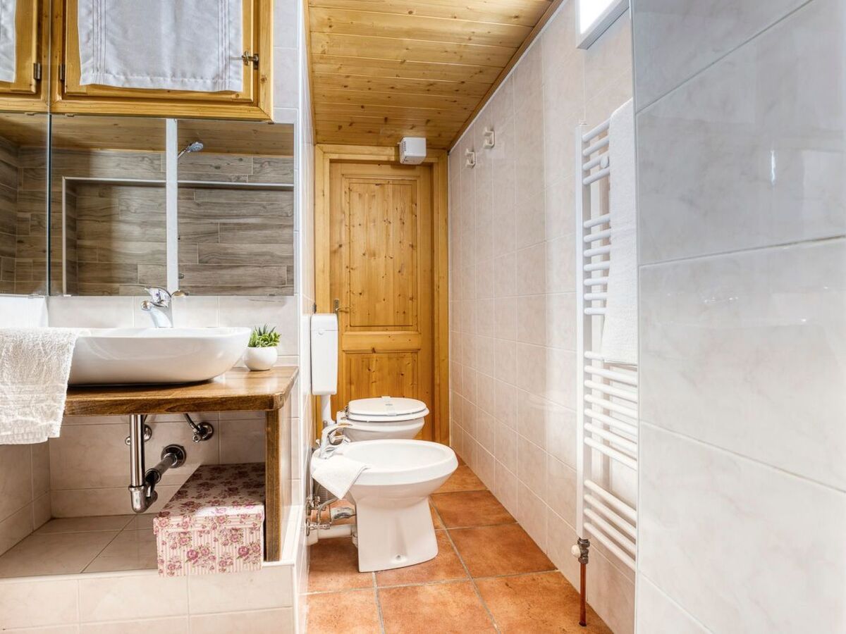Appartement centre Macugnaga, balcon et spa à 5 min - Photo 9