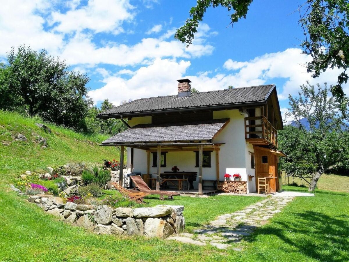 Chalet isolé 2000 m² dans les Dolomites - Photo 1