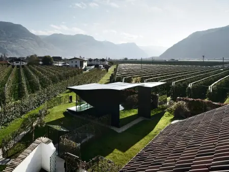 Mirror House Nord – Maison 4 pers., piscine à Bozen : photo 12