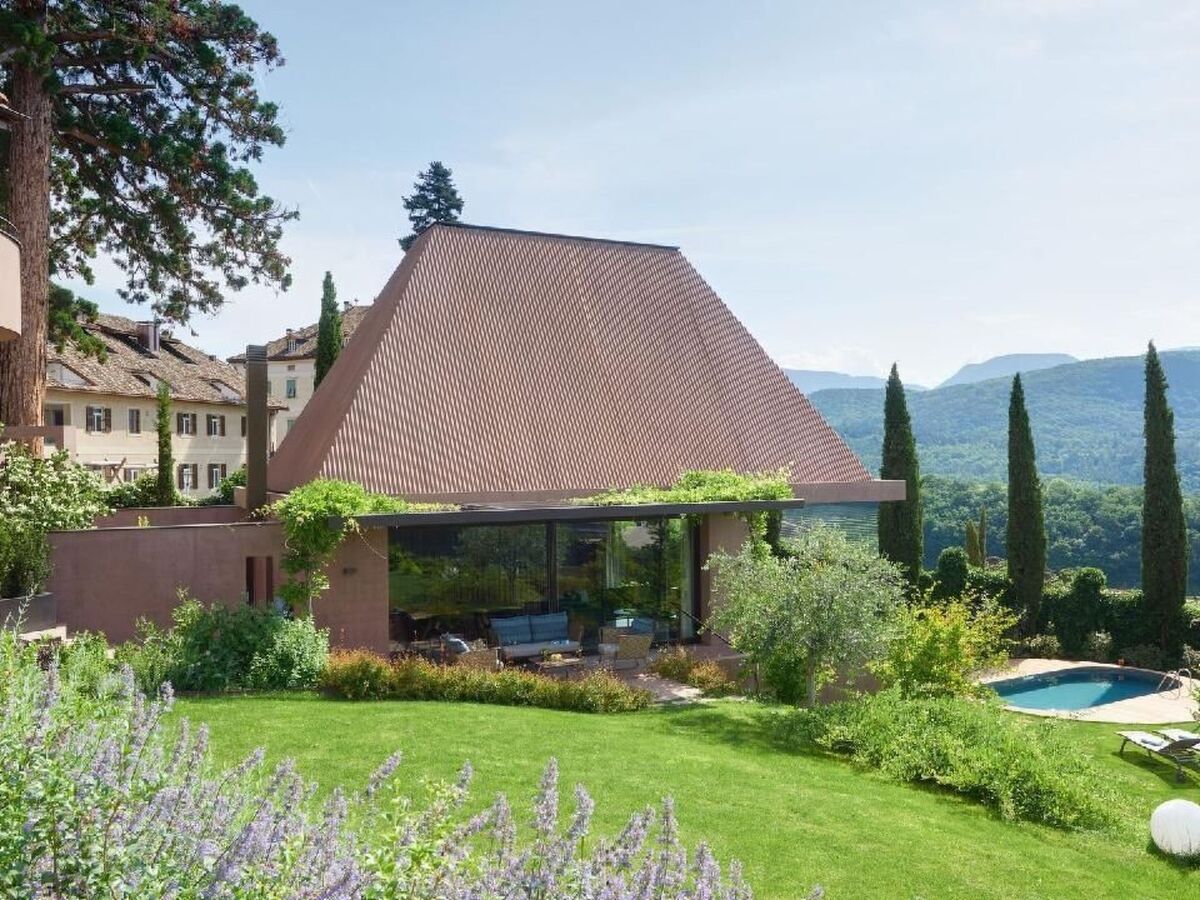 Villa Baronessina, maison d'architecte avec piscine à Kaltern - Photo 1