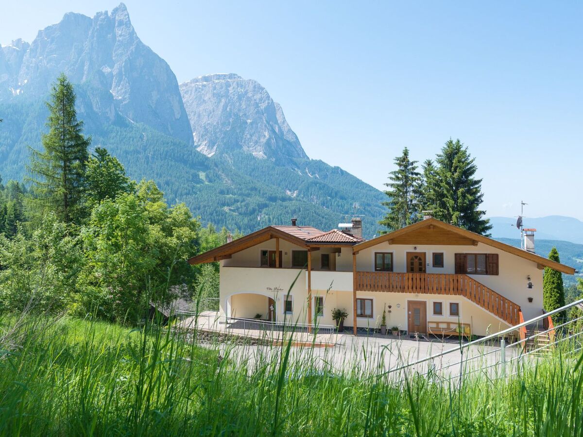 Appartement 5 pers. Dolomites avec balcon vue montagne - Photo 1