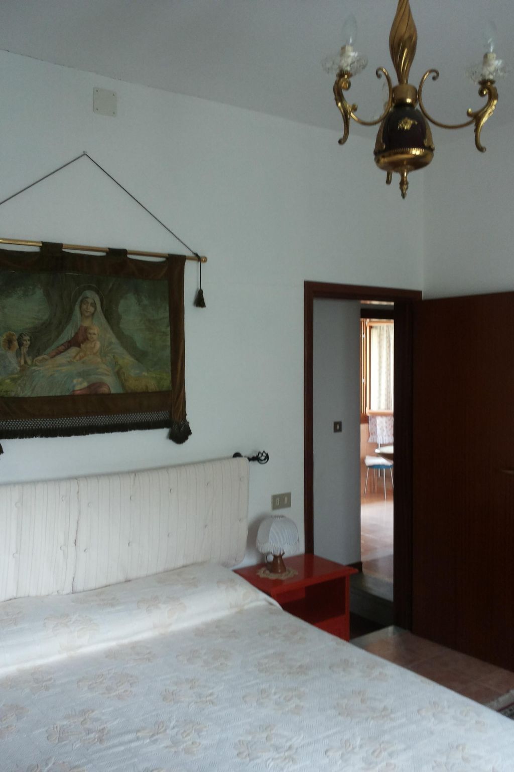 Maison mitoyenne avec jardin et vue montagne - Photo 8