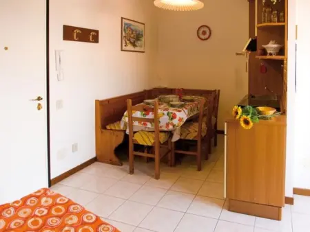 Lero – Appartement 100 m de la plage, terrasse : photo 2