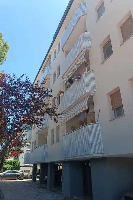 Lero – Appartement 100 m de la plage, terrasse : photo 6