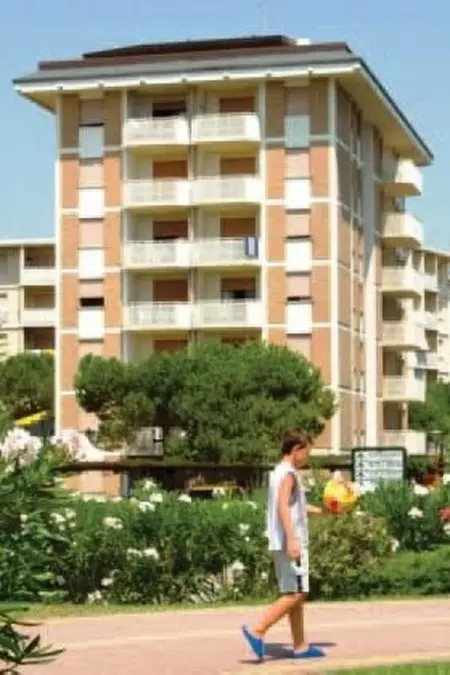 Appartement 'Franco' terrasse 40m² vue mer, 30m plage : photo 7