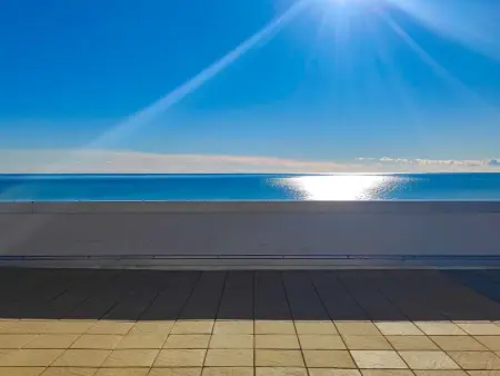 Appartement 'Franco' terrasse 40m² vue mer, 30m plage : photo 12