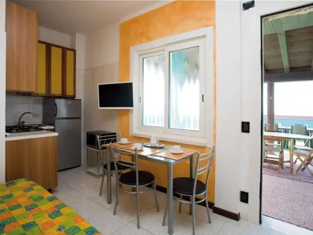 Appartement 'Franco' terrasse 40m² vue mer, 30m plage : photo 18