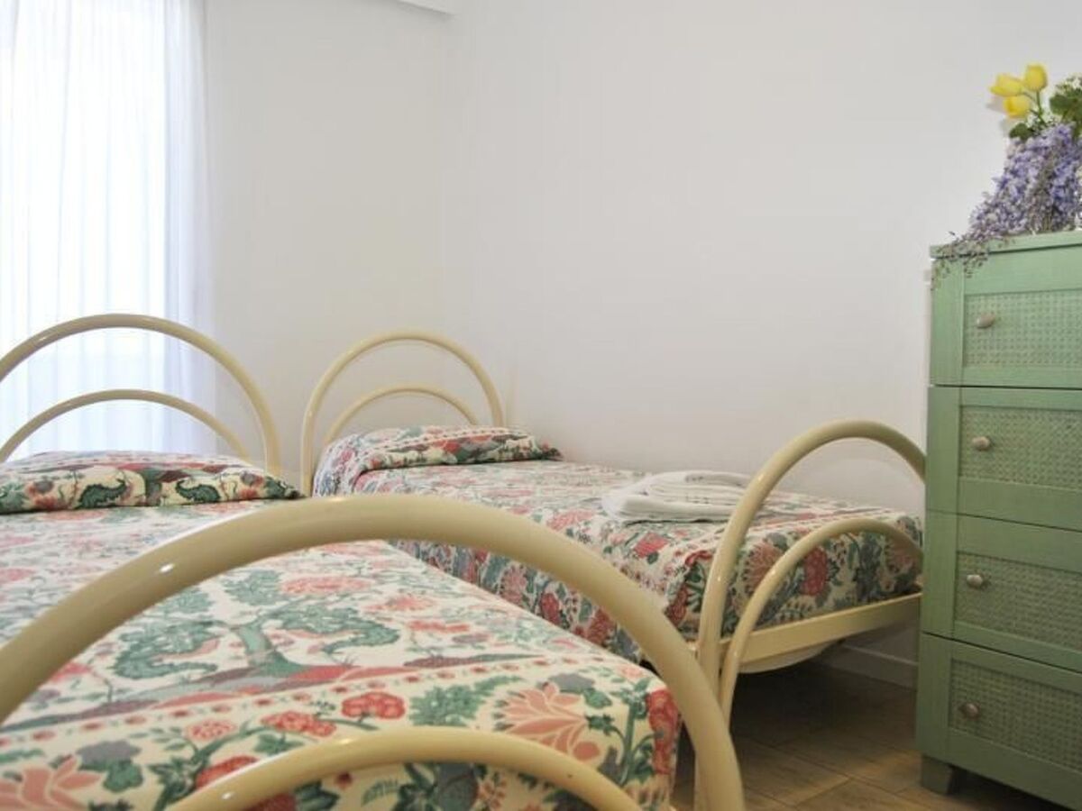 Appartement 3 chambres Caorle, terrasse vue piscine - Photo 9