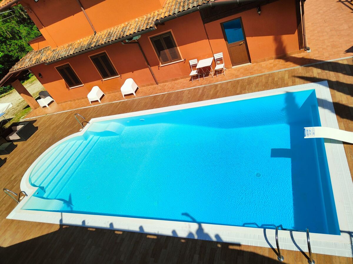 Villa Tenuta Quaranta Olivi avec piscine à Montescudo - Photo 9