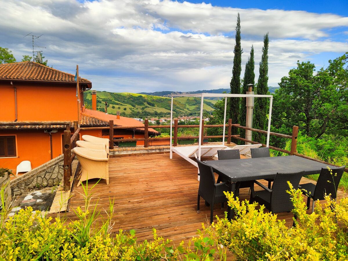 Villa Tenuta Quaranta Olivi avec piscine à Montescudo - Photo 25