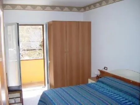 Appartement 100 m de la plage à Riccione : photo 2