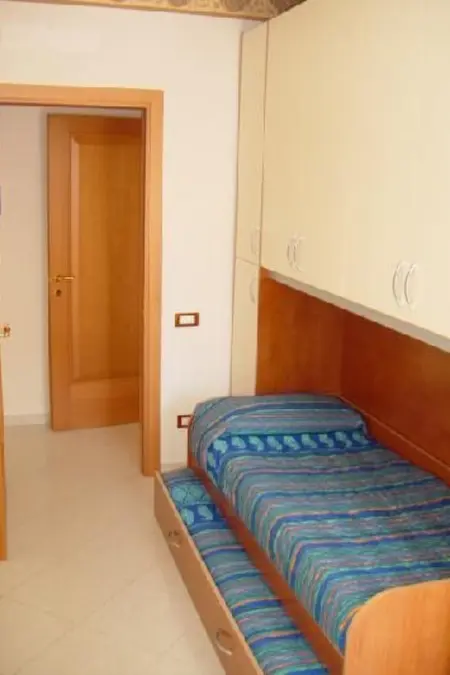 Appartement 100 m de la plage à Riccione : photo 3