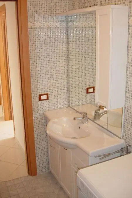 Appartement 100 m de la plage à Riccione : photo 13